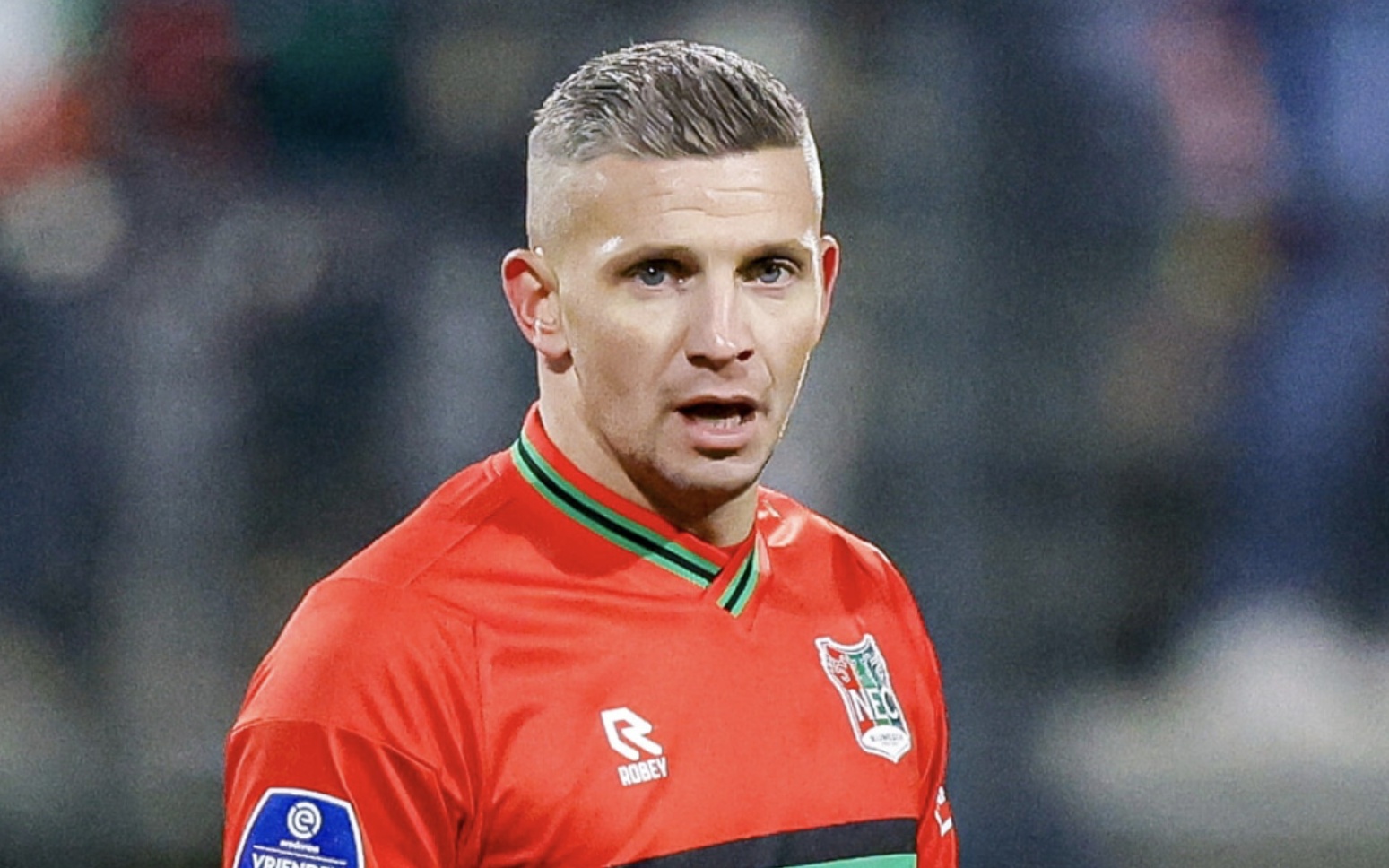 这一举动不 这一举动不