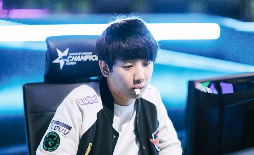 次与沙特国 次与沙特国